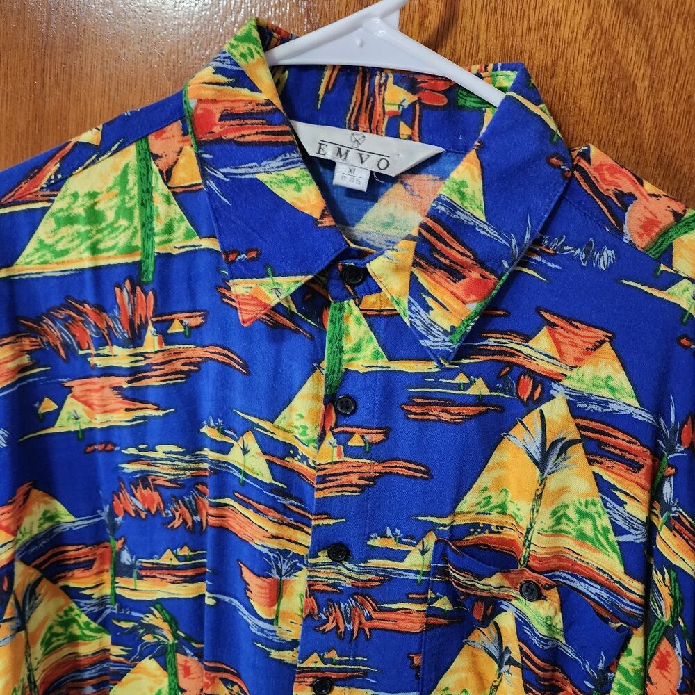 Men's XL EMVO Colorful Hawaiian Short Sleeve Button Down Shirt